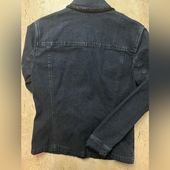Jones New York Signature Vienna Dark Wash Denim Jacket Beaded Accents Size Med - Picture 6 of 7